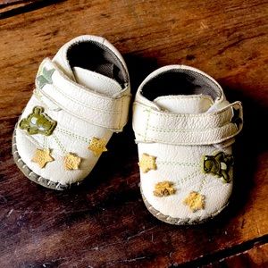 Kid Suede Shoes Size 18 (US 2.5)